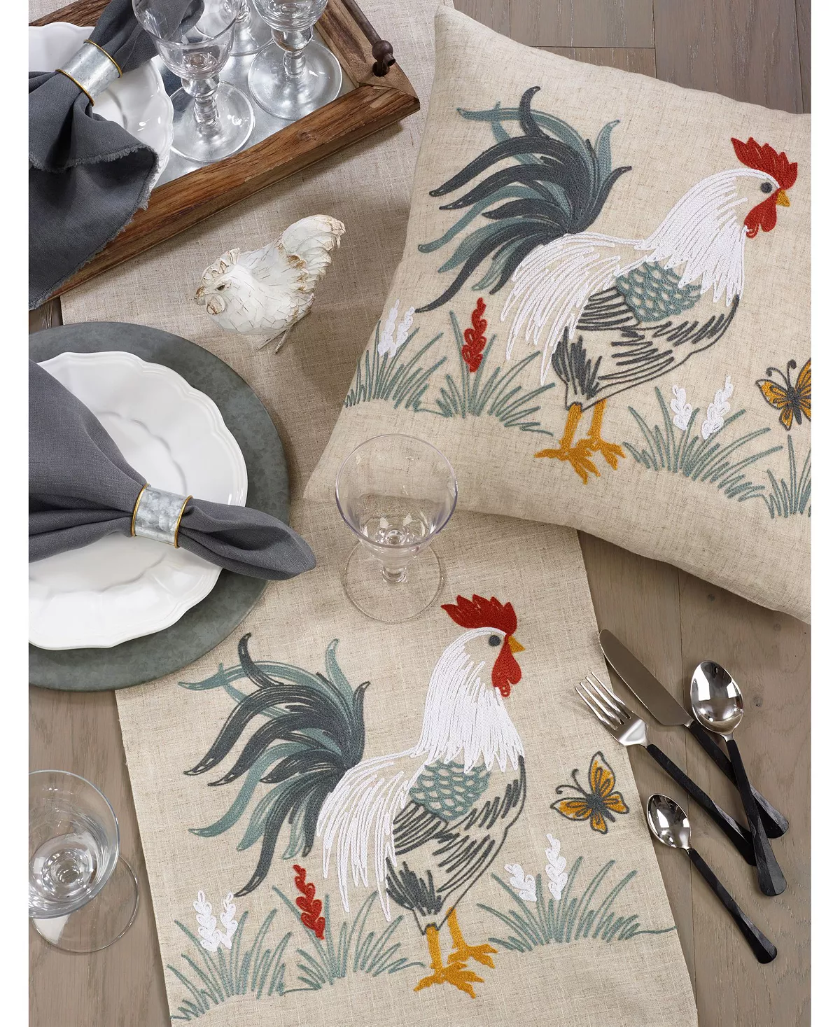 Saro Lifestyle Ng Table Runner With Embroidered Rooster Design - Image 4